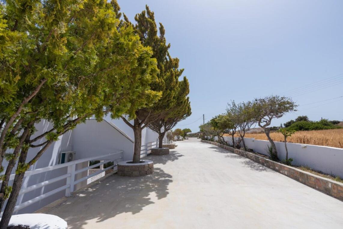 Kanelis Studios & Suites Mytakas Exterior photo