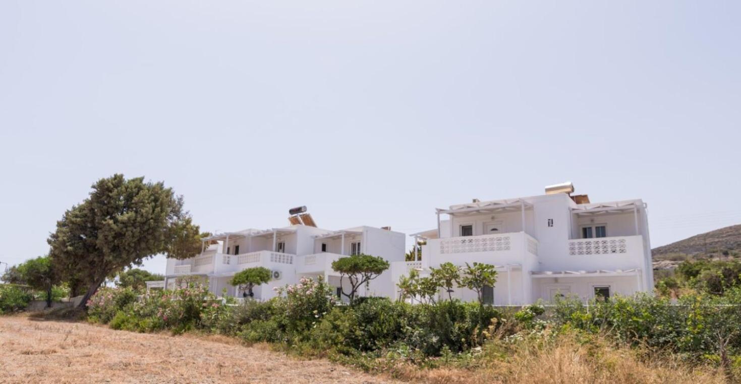 Kanelis Studios & Suites Mytakas Exterior photo
